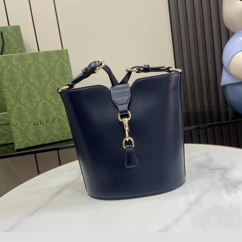 G*u*i bucket bags